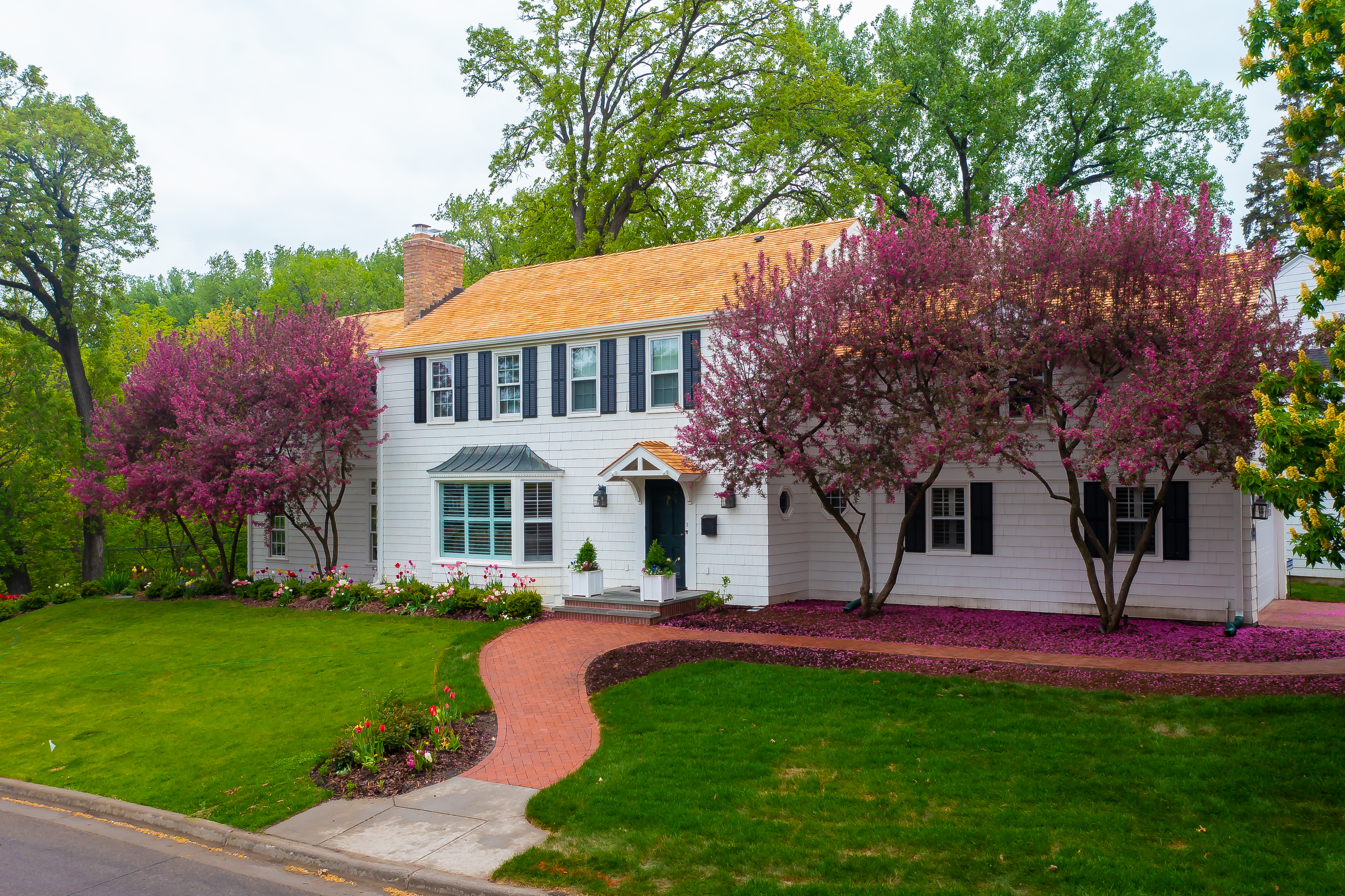 edelweiss 5036 bruce place 105